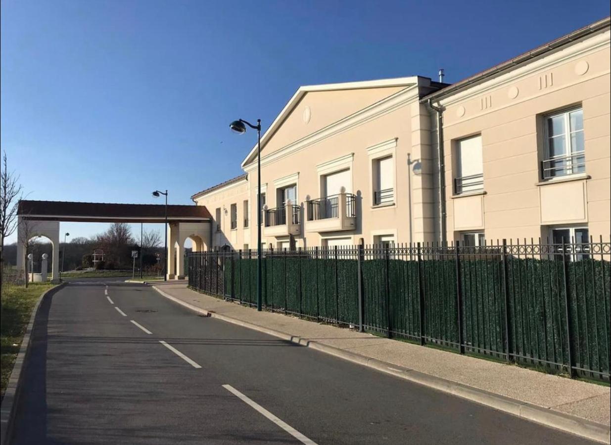 Logement Exceptionnel Avec Jardin Proche Disney Montévrain Exterior photo